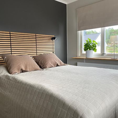 Annies Hus - Very Nice 2 Bedroom Apt Top Floor Стромстад Экстерьер фото