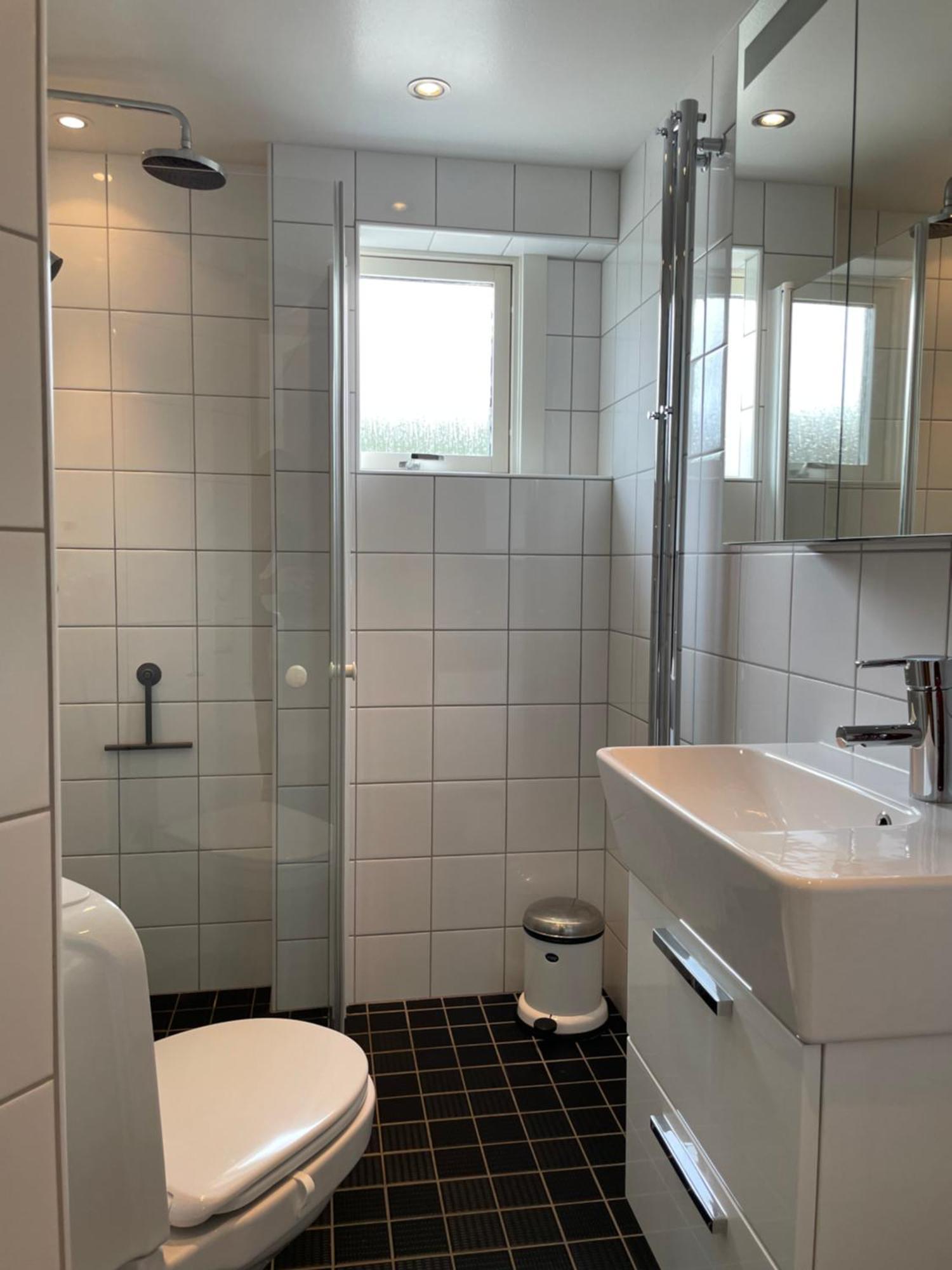 Annies Hus - Very Nice 2 Bedroom Apt Top Floor Стромстад Экстерьер фото
